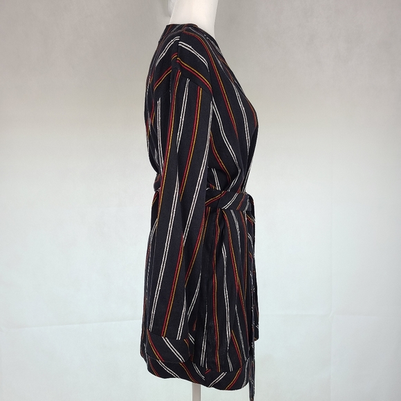 NEW-Billabong Secret tells Wrap Top - Picture 6 of 11